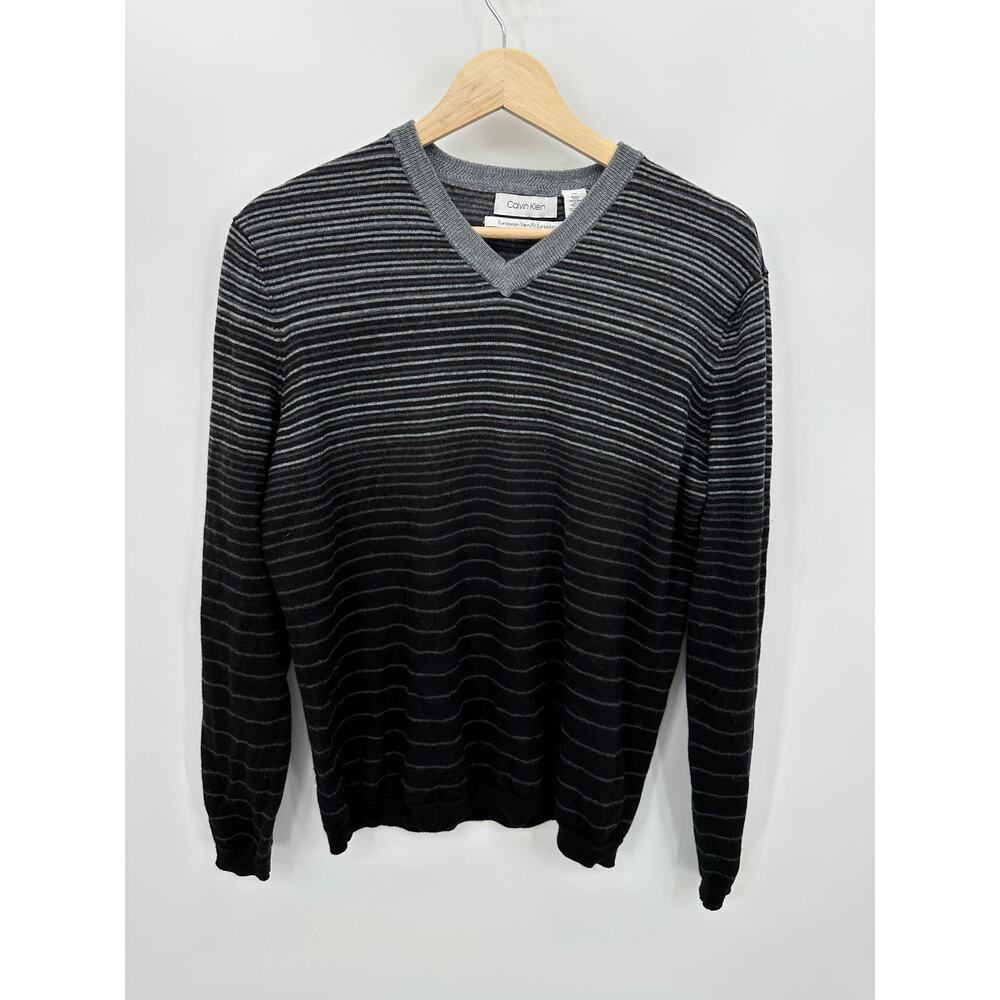 Calvin Klein Men Large Black Gray Striped‎ Merino Wool V Neck Sweater HI8